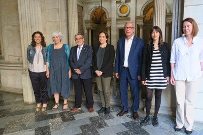 Els alcaldes i alcaldesses, abans del debat de El Matí de Catalunya Ràdio..