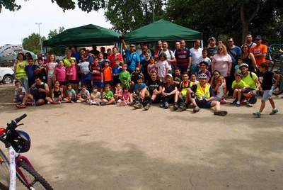 La bicicletada del Secà ha fet un recorregut fins al parc de La Mitjana.