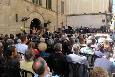 La regidora de Cultura, Montse Parra, diu que la Festa de la Música és un regal a la ciutat.