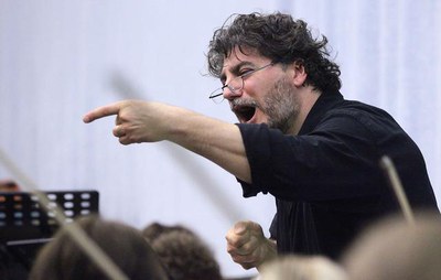 José Cura, director de luxe convidat per l’Orquestra Julià Carbonell, per dirigir la Simfonia del Nou Món el 17 de desembre.