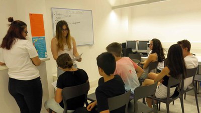 L'activitat del Youtuber s'ha desdoblat en dos grups, per la demanda presentada.