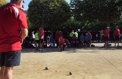 Participen equips de tot Catalunya i Aragó.