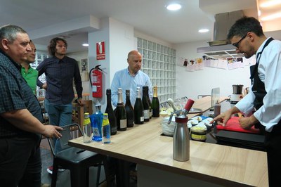 Lluís Bonillo de l’Aula Gastronòmica ha elaborat alguns dels plats que es degustaran al Castell Templer de Gardeny en dues ocasions: el 21 de juliol ….