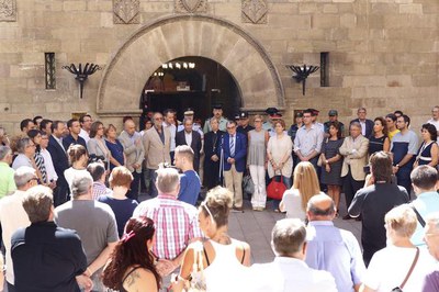 Nombrosos lleidatans i lleidatanes s'han sumat a la concentració en condemna de l'atac de Niça i en solidaritat amb les víctimes..