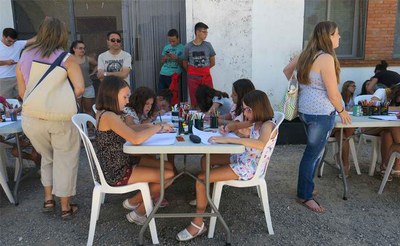 Un concurs de pintura ha tingut els més joves entretinguts al llarg del matí.