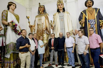 L'acte ha tingut lloc a la Casa dels Gegants.