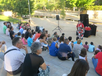 Les Nits d’Estiu és un programa cultural que inclou unes 150 propostes de música, dansa, ball màgia, circ, esport, ciència i activitats infantils dur….