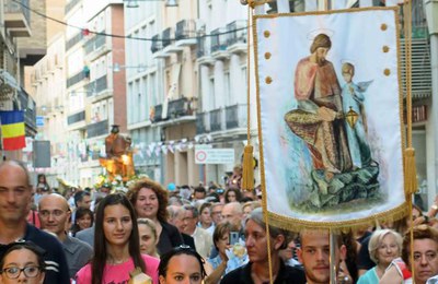 Romeria dels Fanalets de Sant Jaume pels carrers del centre de la ciutat.