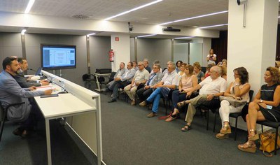 L'alcalde, Àngel Ros, ha assistit a la presentació dels Acords del Contracte Programa 2016-2019 del Departament de Treball, Afers Socials i Famílies ….