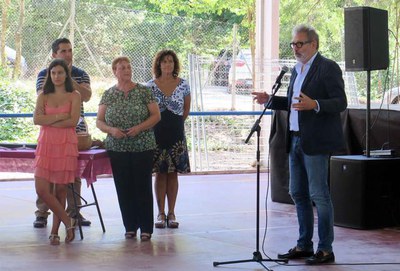 El tinent d'alcalde Fèlix Larrosa va felicitar els guardonats i agrair el seu llegat.