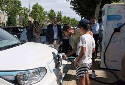El primer punt de recàrrega està ubicat al carrer Jaume II.