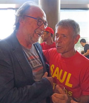 X. Rodamilans, amb el pare de Saúl Craviotto, celebrant la medall de bronze aconseguida en K1 200 als Jocs de Rio.