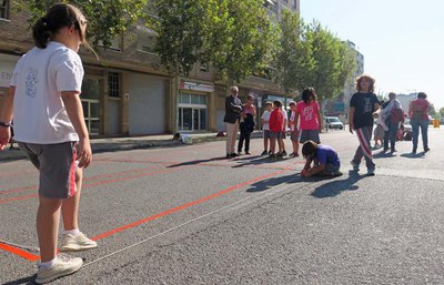 Els alumnes de Frederic Godàs, Camps Elisis i Francesco Tonucci han participat en la celebració del Dia sense Cotxes a Lleida.