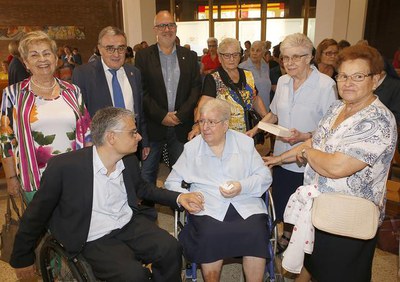 Acte de comiat de la comunitat de religioses de les Filles de la Caritat.