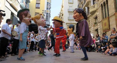 Els capgrossos també han format part de la comitiva festiva.