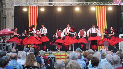 El Ballet Joventut de Perpinyà ha participat en el Festival de Dansa Tradicional dels Països Catalans.