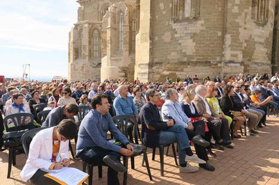 El Baluart de la Reina s'ha omplert totalment de gent.