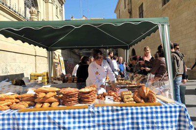 Una parada a la plaça de la Catedral ha promocionat els productes típics del territori.