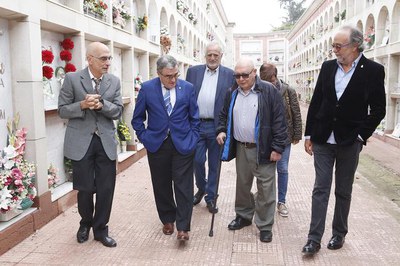 La família de Josepa Reimundi ha estat present en el recordatori que s'ha fet a la seva figura dins de la visita al Cementiri amb motiu de Tots Sants..