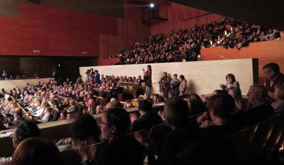 L'Auditori ple i entusiasmat amb el concert.