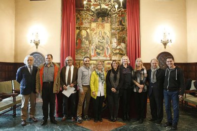 La tinent d’alcalde Montse Parra ha presidit aquest migdia la lectura del veredicte dels Premis, a càrrec del jurat, i amb la presència dels guanyado….