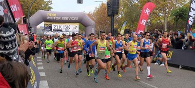 La sortida s'ha fet de davant del gimnàs Ekke, principal organitzador de la cursa.