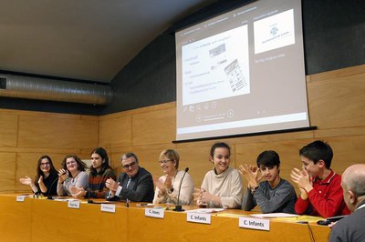 L’alcalde Ros ha destacat la contribució del món educatiu al progrés de la societat en la constitució del Plenari dels Infants i Adolescents de Lleida.