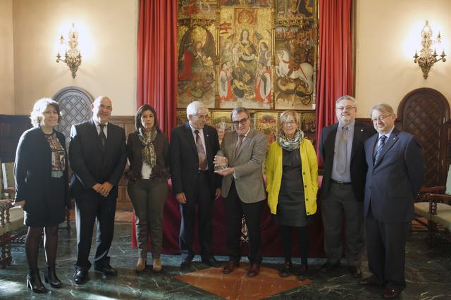 L’Aplec de la Sardana l'organitza l’Ajuntament de Lleida amb la complicitat de les entitats sardanistes de la ciutat: Secció sardanista del Centre Cultural Lleidatà de Dansaires, Grup Sardanista Balàfia i Grup Sardanista Montserrat