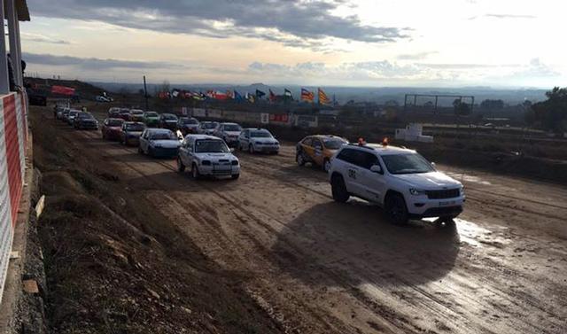 La cursa ha estat dominada des del començament pel Team Cánovas-Segura