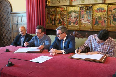 En virtut de l’addenda dels convenis amb les dues entitats esportives, els camps de futbol 7 de la UE Balàfia i el CF Pardinyes tindran gespa artific….