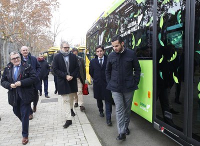 Els busos híbrids i les dos noves unitats diésel s'incorporaran a la flota durant el mes de desembre..