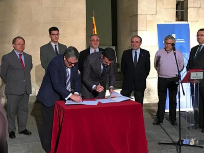 La signatura de l'acord  de finançament del Museu d'Art de Lleida ha tingut lloc a la seu de la Conselleria de Cultura..