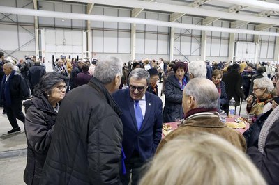 el paer en cap ha convidat la gent gran de Lleida a gaudir del Nadal a Lleida, unes dates amb una àmplia varietat d’activitats culturals i d’oci.