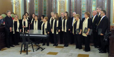 La Coral Llums de Veus han posat el to musical a l'acte amb les seves nadales.