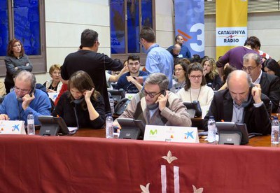 El paer en cap ha estat flanquejat per la consellera Serret i el vicerector Biscarri.