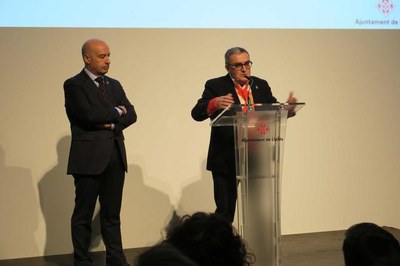 L'alcalde Ros ha presidit la recepció acompanyat del tinent d'alcalde Rafael Peris.