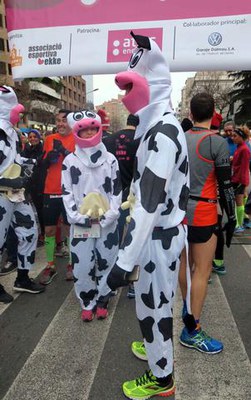 Els atletes disfressats, un clàssic de la cursa.