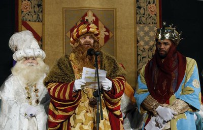 Els Reis d'Orient s'han dirigit als infants de la ciutat en aquesta nit màgica.