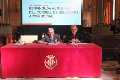 L'alcalde Àngel Ros, juntament amb el tinent d'alcalde el doctor Xavier Rodamilans, ha presidit el plenari del Consell de Benestar i Acció Social.