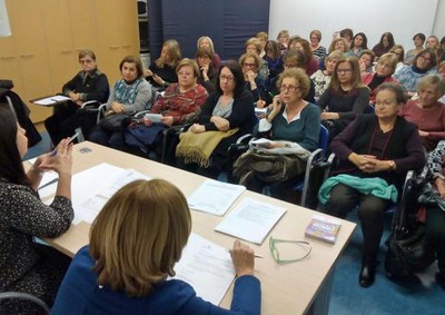 El Plenari del Consell Municipal de les Dones s’ha reunit aquesta tarda al Casal de la Dona, a la plaça dels Fanalets de Sant Jaume.