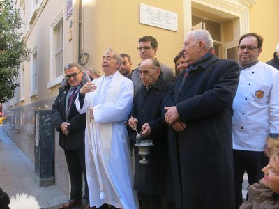 Després s’ha fet la benedicció d’animals domèstics, amb les mascotes dels lleidatans que s’han atansat a la sortida de l’església.