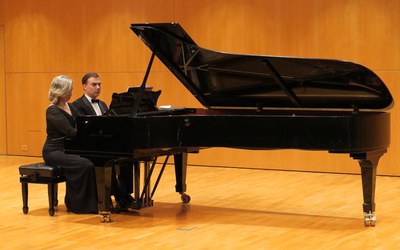 L’Auditori Municipal Enric Granados ha acollit aquest vespre la interpretació de l’obra Goyescas amb els pianistes Carles Lama i Sofia Cabruja, un de….