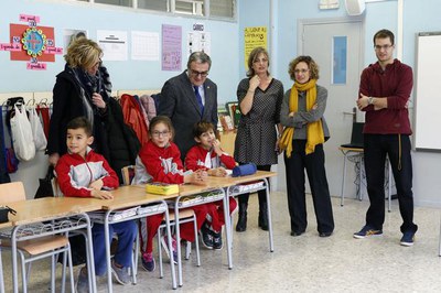 Visita a les instal·lacions del projecte integral educatiu de l'escola Torre Queralt, al Secà de Sant Pere.