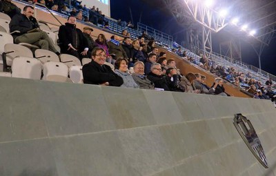 El tinent d'alcalde Joan Gómez i els regidors Cerdà, Córdoba i Marín han seguit el partit des de la llotja del Camp d'Esports.