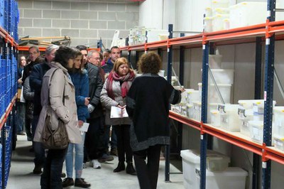 El magatzem té classificat i catalogat tot el material recuperat de les excavacions arqueològiques.