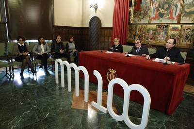 La presentació del programa d'activitats del Centenari del Museu d'Art Jaume Morera s'ha fet al Saló del Retaule de la Paeria.