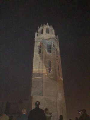 El 'mapping' també ha agafat el campanar de la Seu Vella.