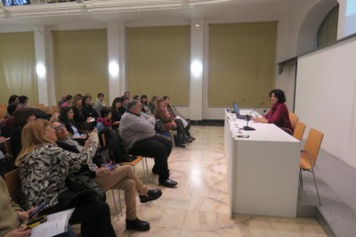 La directora de l’Observatori de la Igualtat de la UAB, Joana Gallego, ha donat el tret de sortida a la jornada.
