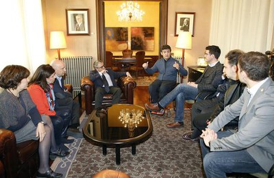 L’alcalde, Àngel Ros, ha posat Isidre Esteve d’exemple dels valors de la superació i el treball en equip.