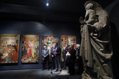 El conseller Santi Vila ha presentat l’exposició permanent de cinc taules gòtiques de Pere Garcia de Benavarri i un calvari d’època romànica al Museu….